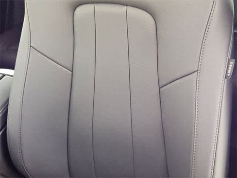 Certified 2025 Mercedes-Benz GLA 250 4MATIC image 37