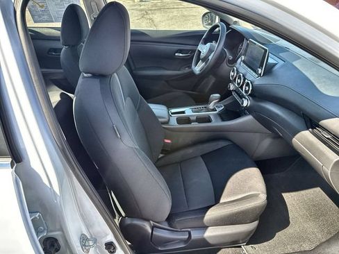 Used 2024 Nissan Sentra SV FWD image 23