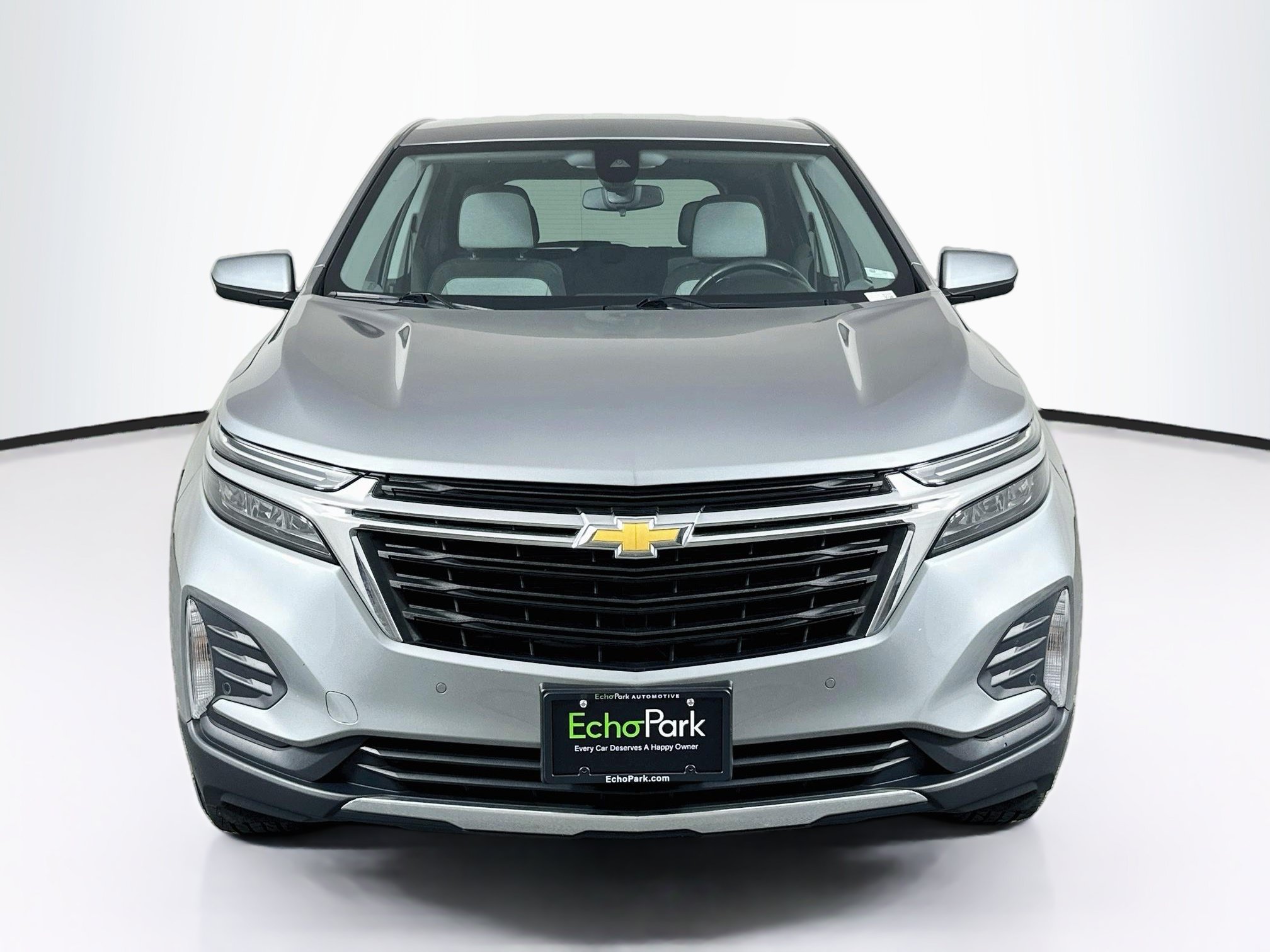 Used 2024 Chevrolet Equinox LT AWD/4WD image 2
