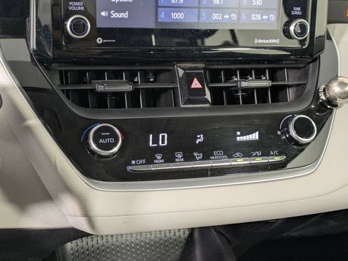 Used 2022 Toyota Corolla LE FWD image 20