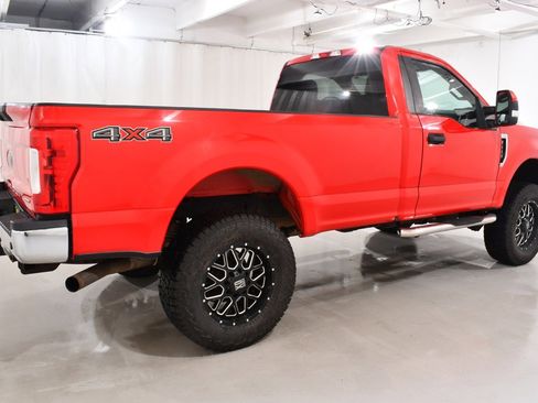 Used 2017 Ford F250 XLT w/ XLT Value Package image 11