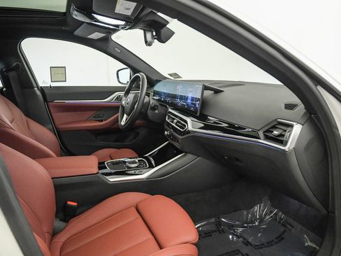 Used 2023 BMW i4 eDrive40 RWD image 15