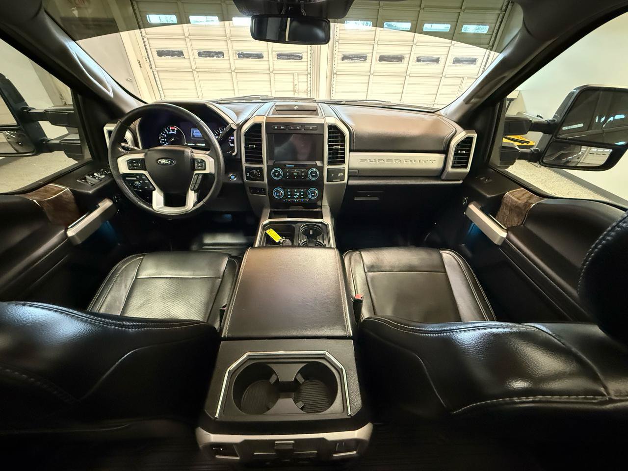 Used 2019 Ford F250 Lariat w/ Lariat Ultimate Package AWD/4WD image 25