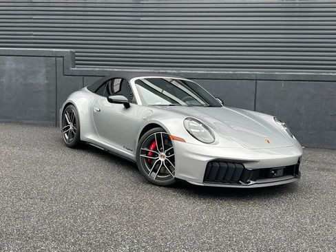 Certified 2026 Porsche 911 Carrera GTS image 12