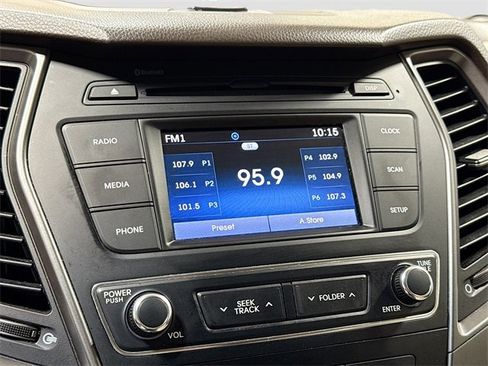 Used 2018 Hyundai Santa Fe Sport image 16