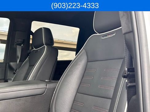 Used 2025 GMC Sierra 2500 AT4X AWD/4WD image 39