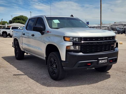 Used 2019 Chevrolet Silverado 1500 Custom Trail Boss w/ Custom Convenience Package AWD/4WD image 3