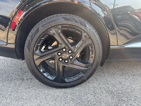 Used 2025 Chevrolet Equinox EV RS image 10