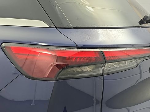 Used 2023 INFINITI QX60 Sensory w/ Vision Package image 36