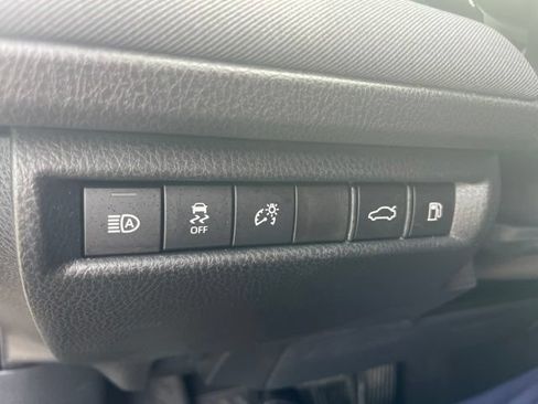 Used 2025 Toyota Camry LE w/ Convenience Package FWD image 10