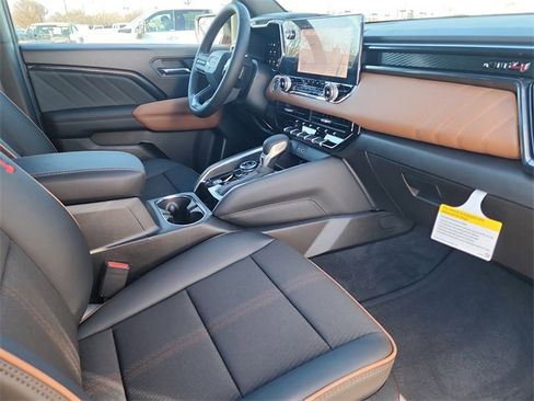 New 2026 GMC Canyon AT4 image 16