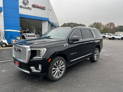 Used 2021 GMC Yukon Denali w/ Denali Premium Package image 1