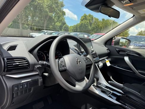 New 2025 Mitsubishi Eclipse Cross LE image 28