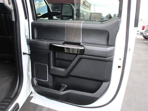 Used 2021 Ford F250 Lariat image 17