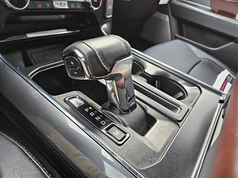 Used 2022 Ford F150 Lariat AWD/4WD image 11