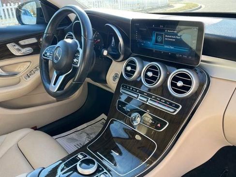 Used 2019 Mercedes-Benz C 300 Sedan image 25