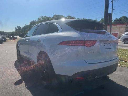 Used 2019 Jaguar F-PACE Premium AWD/4WD image 3