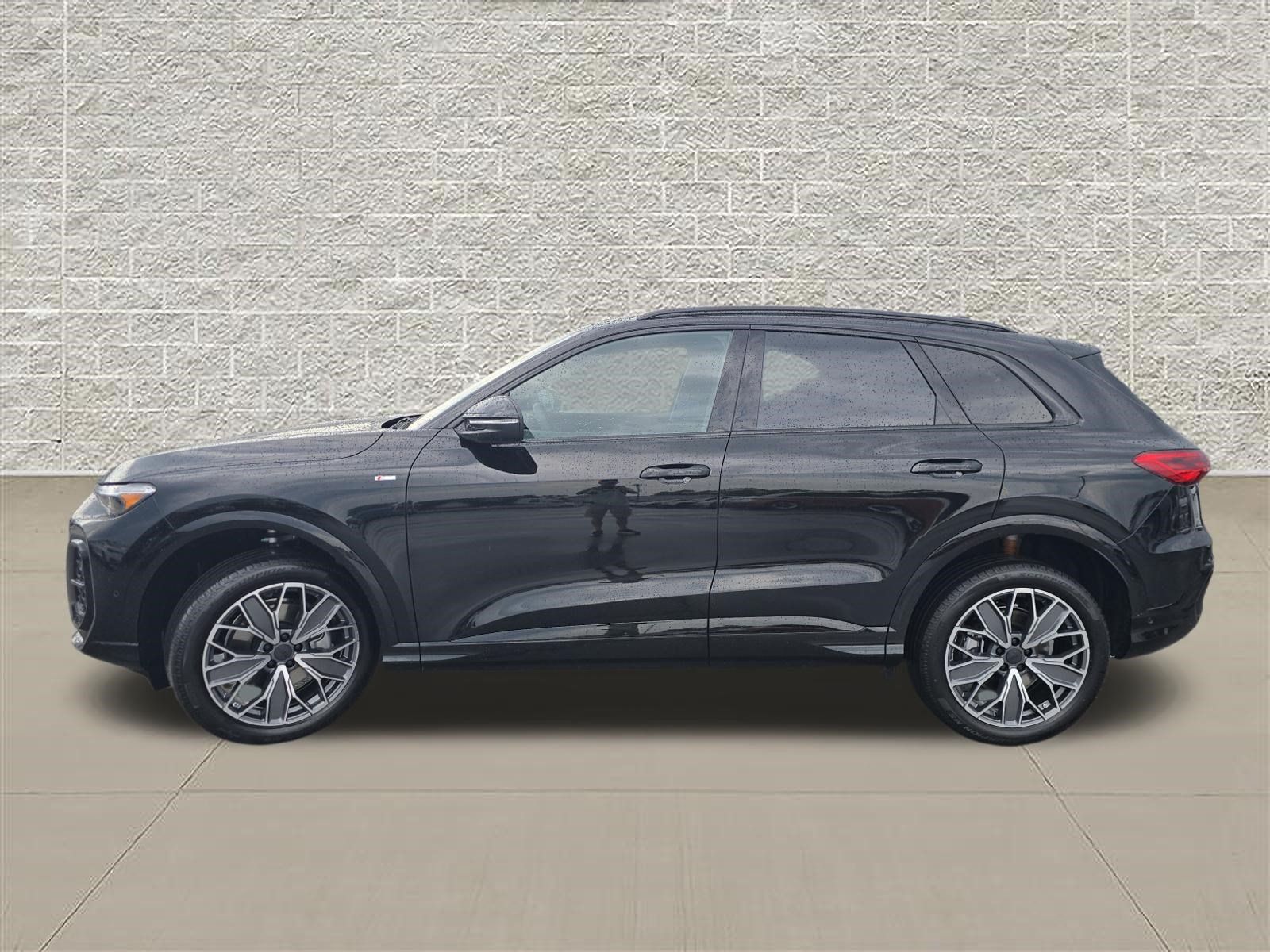 New 2026 Audi Q5 Premium Plus AWD/4WD image 4