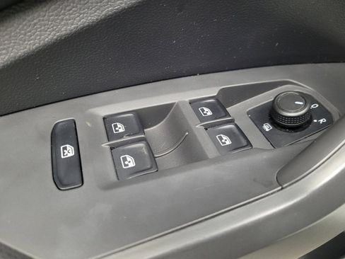 Used 2019 Volkswagen Jetta S w/ Driver Assistance Package FWD image 27