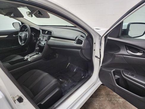 Used 2020 Honda Civic LX image 29