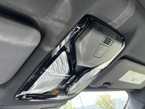 Certified 2026 BMW X6 xDrive40i image 28