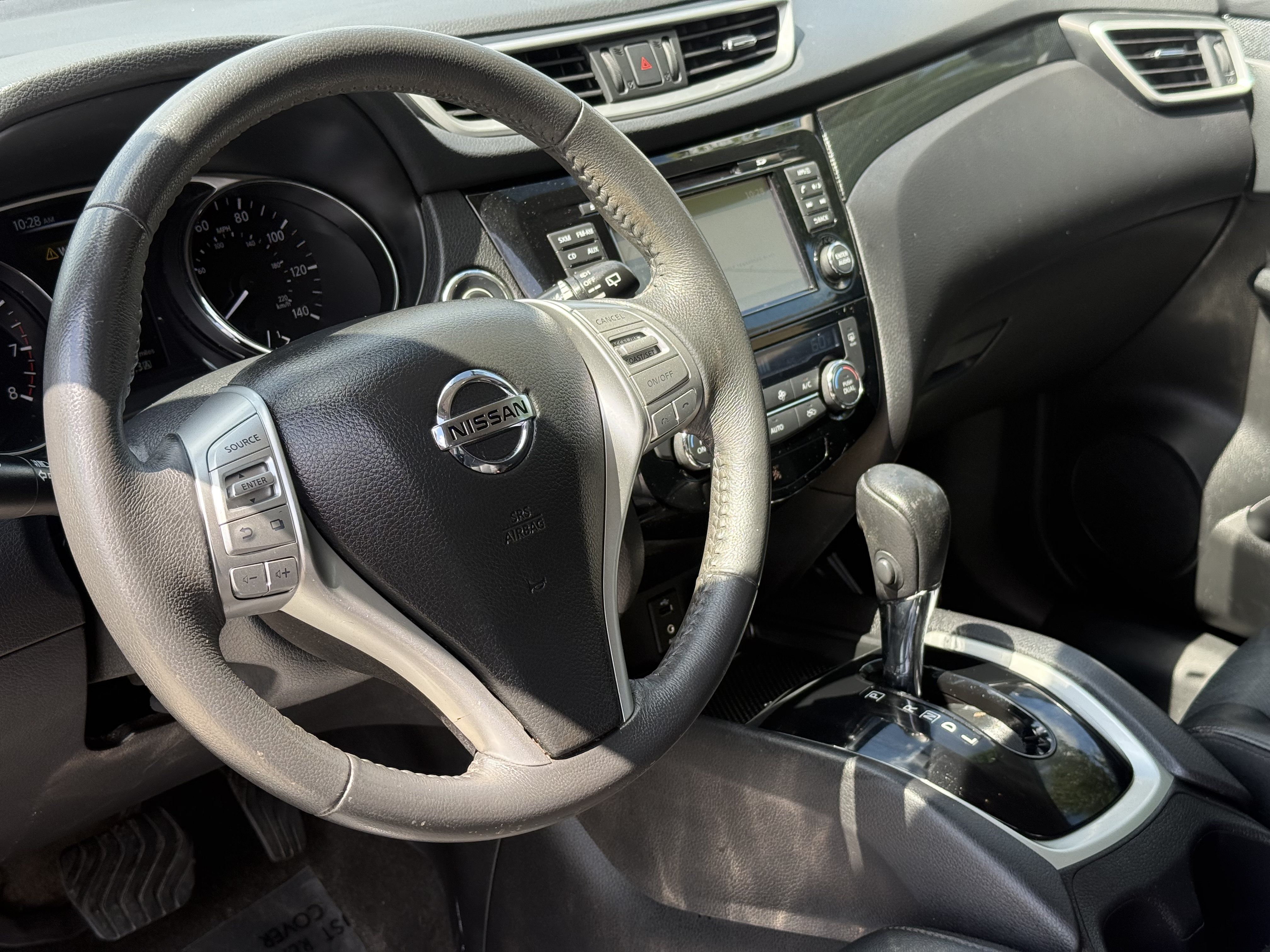 Used 2015 Nissan Rogue SL AWD/4WD image 11