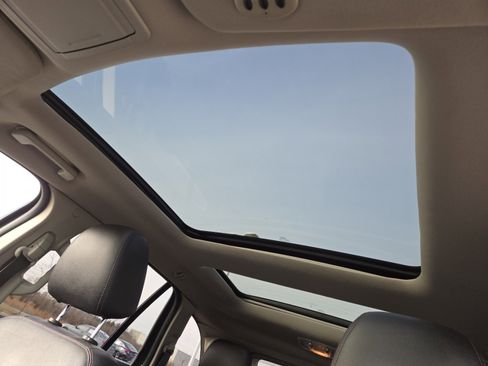 Used 2012 Ford Edge Limited image 3