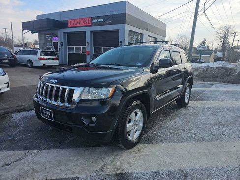 Used 2012 Jeep Grand Cherokee Laredo w/ Laredo E Group image 1