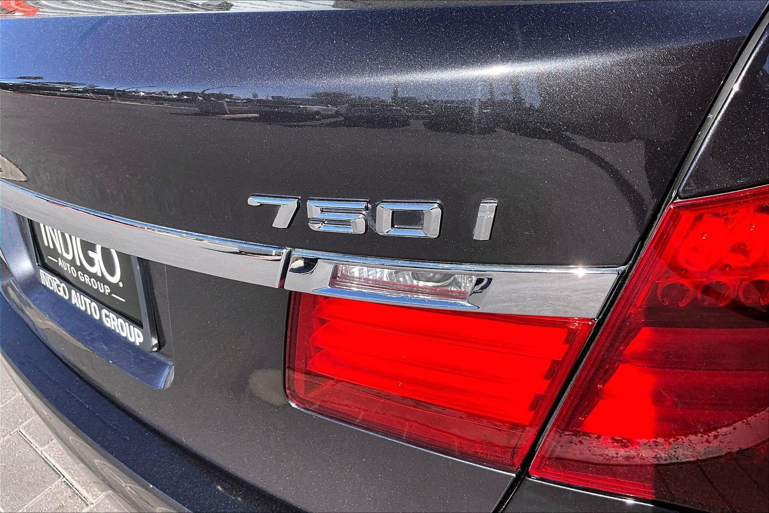 Used 2014 BMW 750i RWD image 8