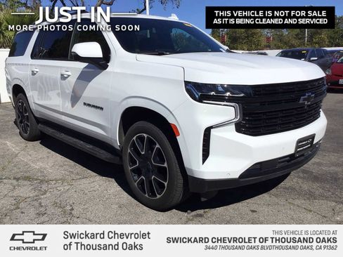 Used 2024 Chevrolet Suburban RST w/ Luxury Package image 1