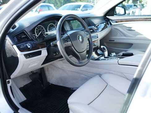 Used 2013 BMW 535i xDrive Sedan image 10