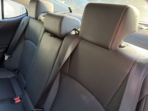 Used 2019 Lexus ES 300h w/ Premium Package FWD image 32