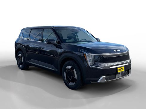 New 2026 Kia EV9 Light image 7