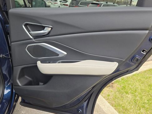 New 2026 Acura RDX SH-AWD image 17