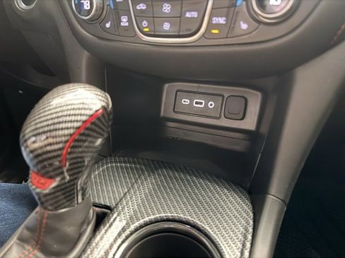 Used 2022 Chevrolet Equinox RS w/ LPO, Floor Liner Package image 27