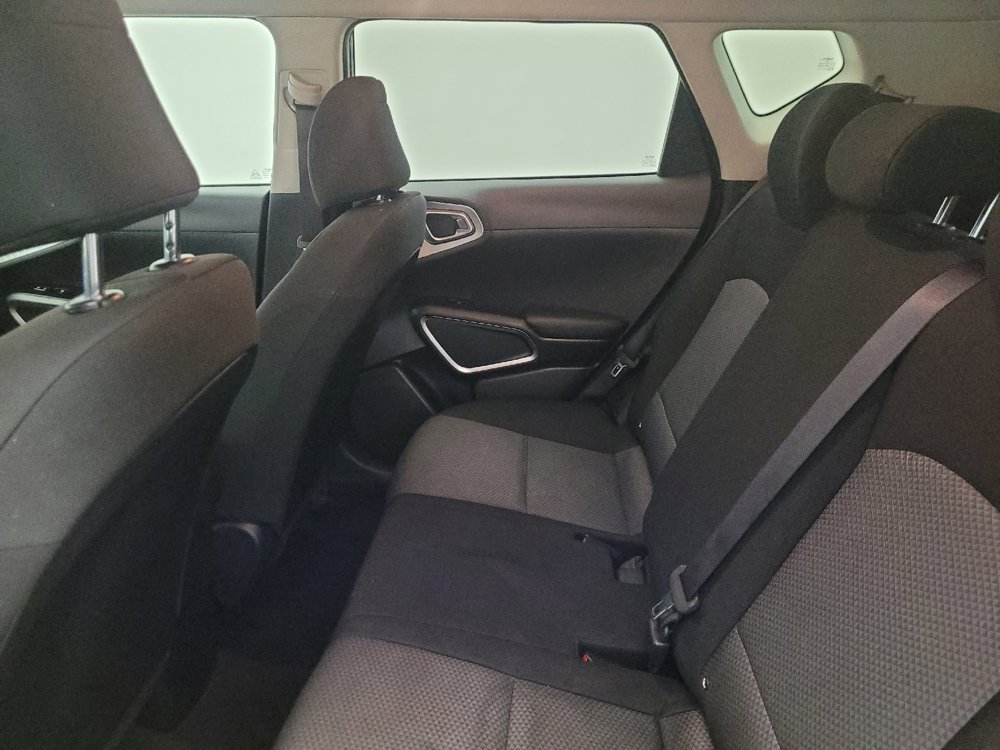 Used 2022 Kia Soul LX w/ Technology Package FWD image 18