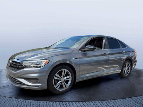 Used 2020 Volkswagen Jetta R-Line FWD image 2