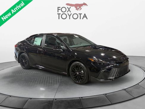 New 2026 Toyota Camry SE FWD image 7