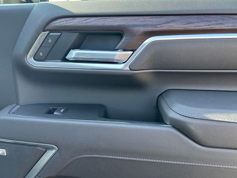 New 2026 GMC Sierra 2500 SLT w/ SLT Premium Package image 28