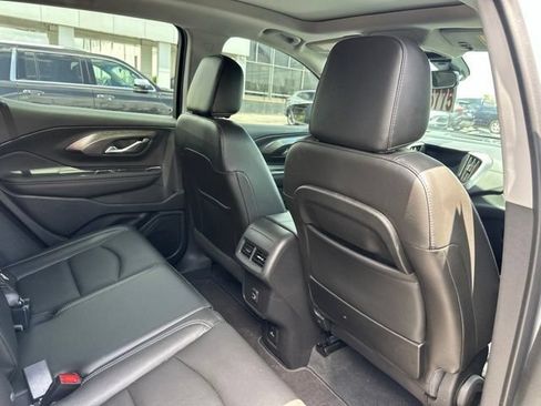 Used 2022 GMC Terrain SLT AWD/4WD image 23