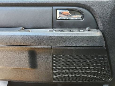 Used 2017 Ford Expedition EL XL w/ Equipment Group 101A image 21