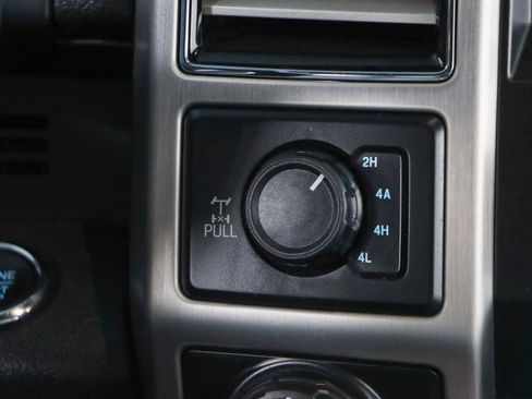 Used 2019 Ford F150 Platinum w/ Equipment Group 701A Luxury image 23