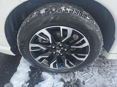 Used 2018 Mitsubishi Outlander SEL image 23