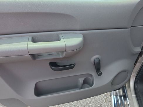 Used 2009 Chevrolet Silverado 1500 W/T RWD image 5