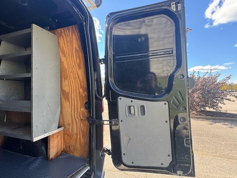 Used 2012 Mercedes-Benz Sprinter 2500 image 40