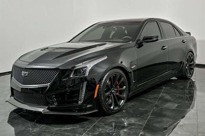 Used 2019 Cadillac CTS V w/ Carbon Fiber Package RWD image 5