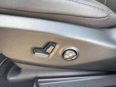 New 2026 Chrysler Pacifica Select w/ S Appearance Package image 20