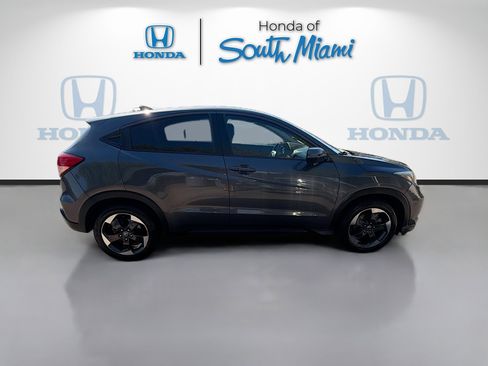 Used 2018 Honda HR-V EX image 8