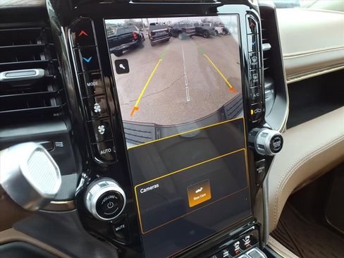 Used 2024 RAM 3500 Limited image 29