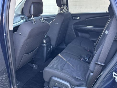 Used 2018 Dodge Journey SXT AWD/4WD image 14